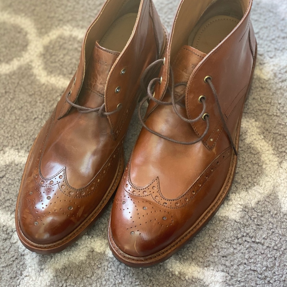 Men’s 12M Trask Wingtip Boots